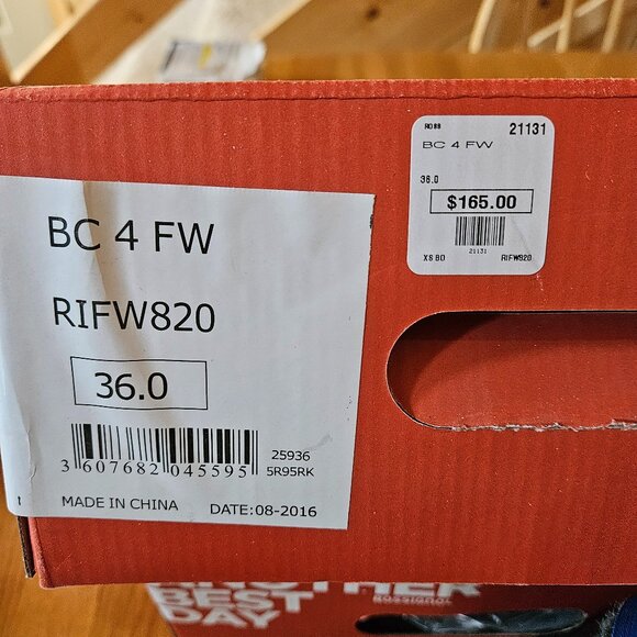 Like New in Box Nordic Size 36 Rossignol BC4 Cross Country Ski Boots - Picture 4 of 10